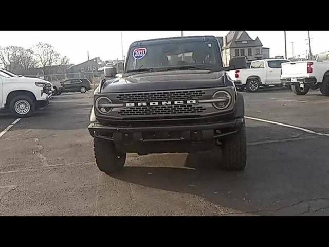 Used 2021 Ford Bronco Badlands image 36