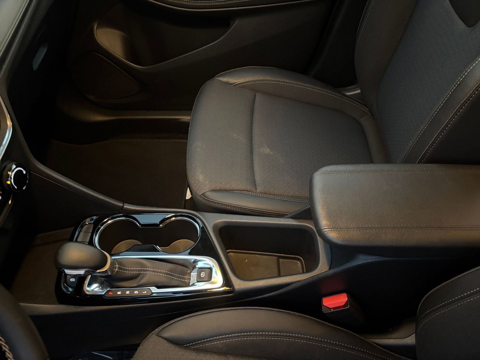 Used 2025 Buick Encore GX Preferred image 42