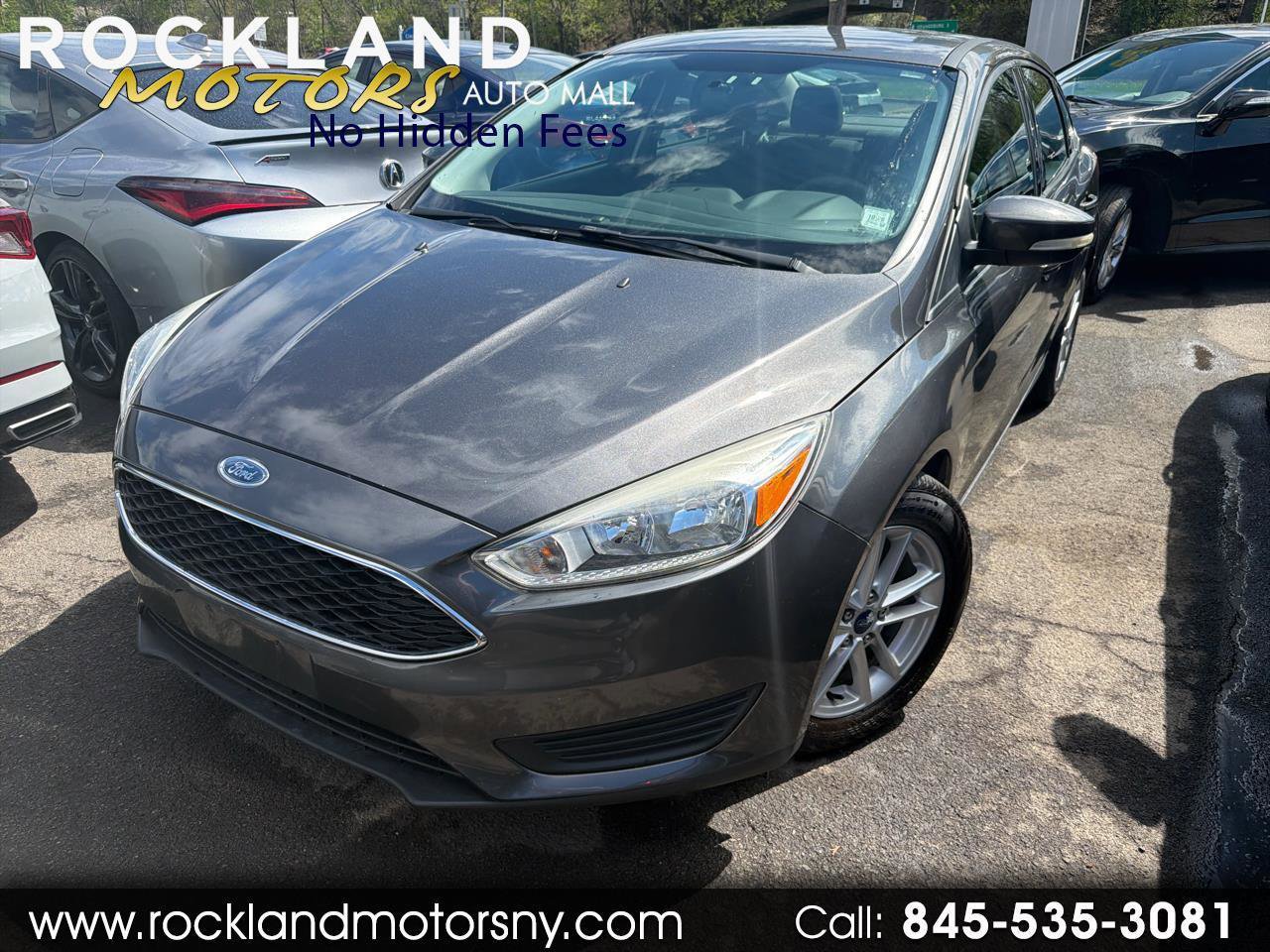Used 2016 Ford Focus SE FWD image 1