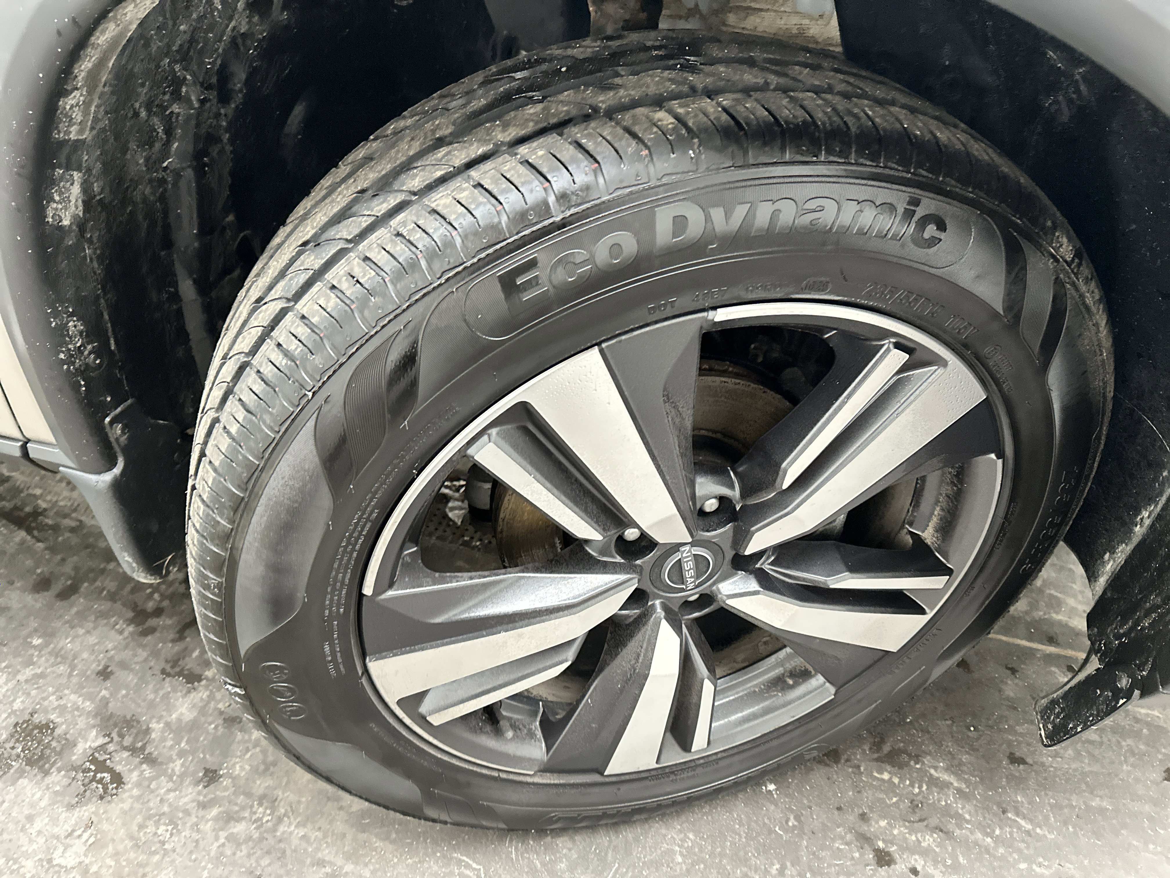 Used 2023 Nissan Rogue SL w/ SL Premium Package image 12