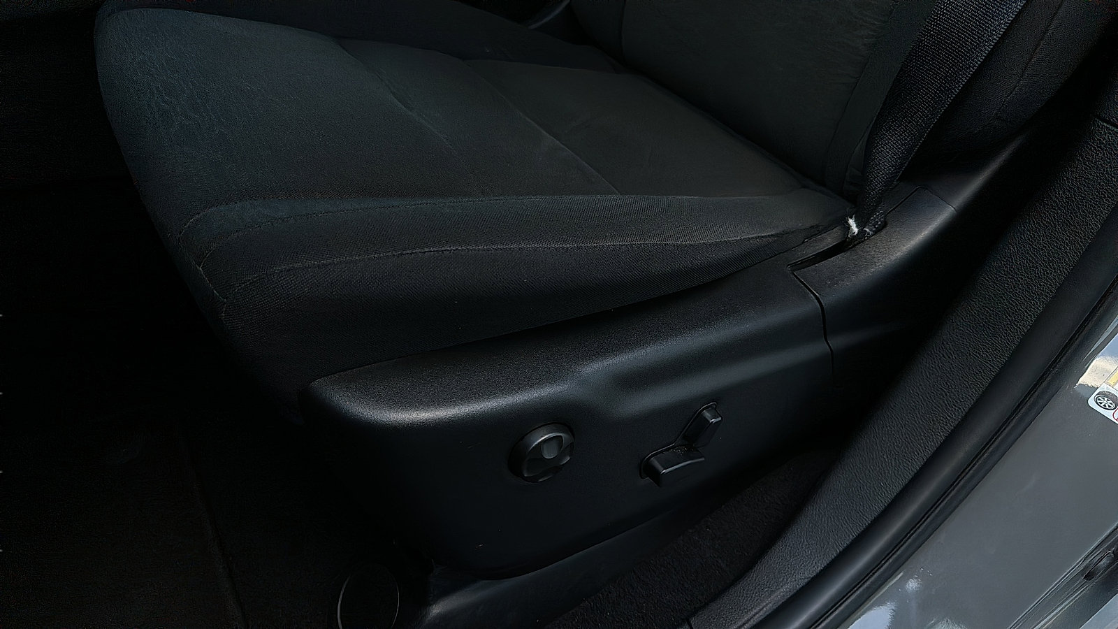 Used 2025 Dodge Durango GT AWD/4WD image 25