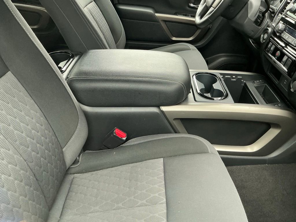 Used 2024 Nissan Titan SV w/ SV Bronze Edition Package image 7