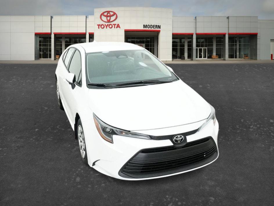 New 2027 Toyota Corolla LE FWD image 4