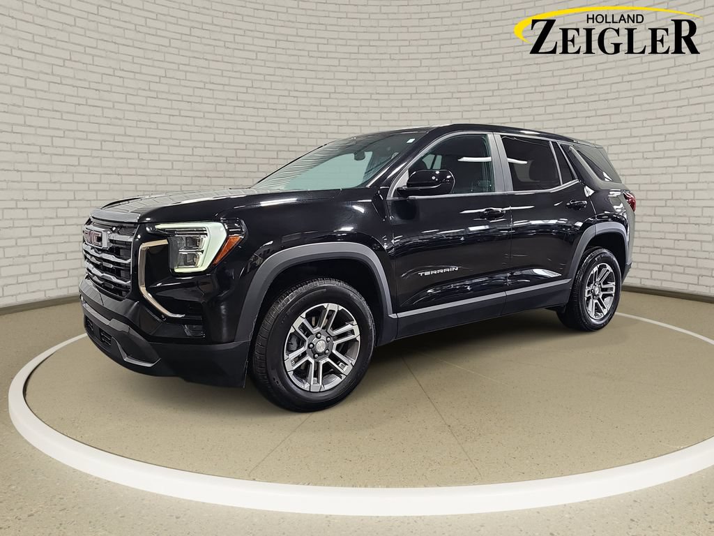 Used 2025 GMC Terrain Elevation AWD/4WD image 1