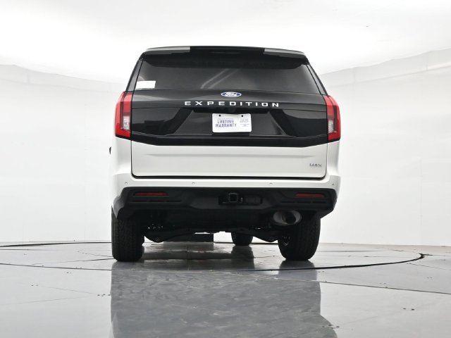 New 2027 Ford Expedition Max Active RWD image 44