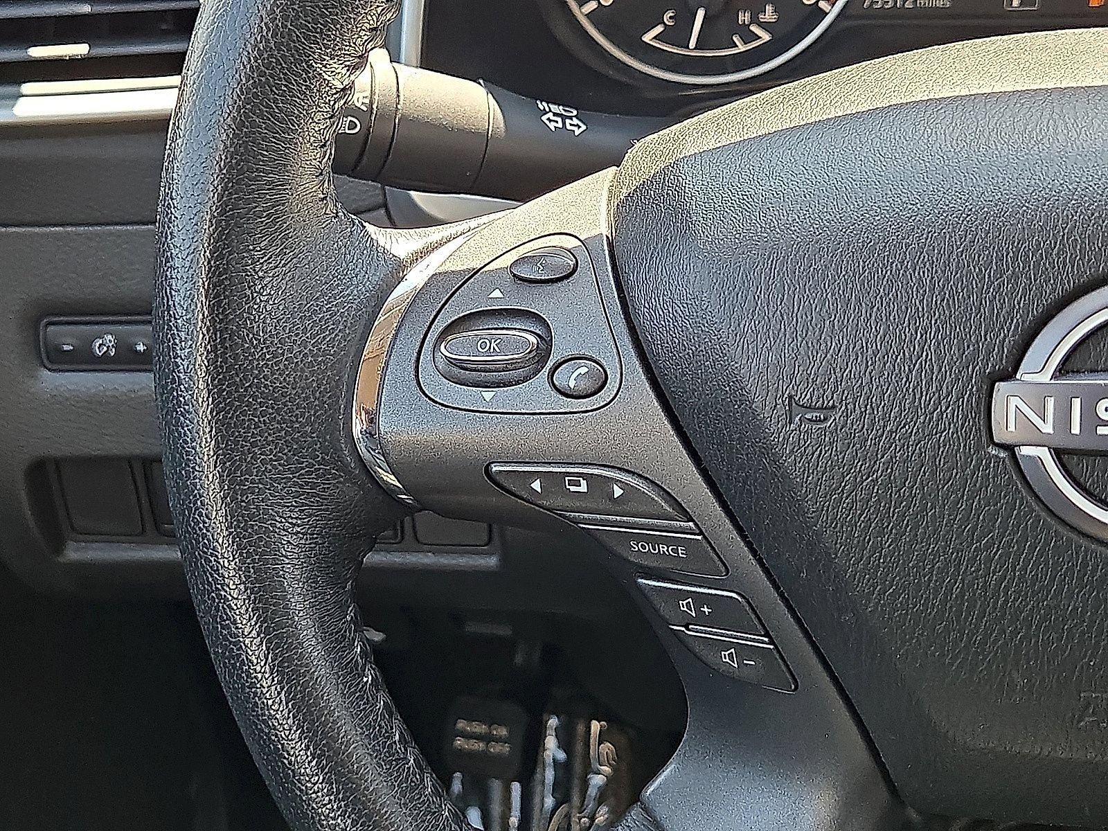 Used 2023 Nissan Murano SV FWD image 19
