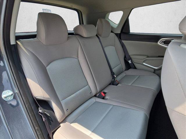 Used 2025 Kia Soul LX w/ LX Technology Package FWD image 18