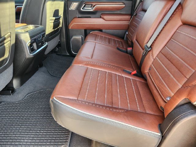 Certified 2026 GMC Sierra 3500 Denali Ultimate AWD/4WD image 30