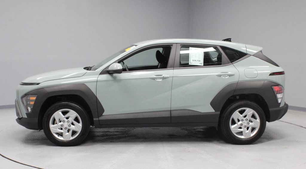 Used 2024 Hyundai Kona SE AWD/4WD image 7