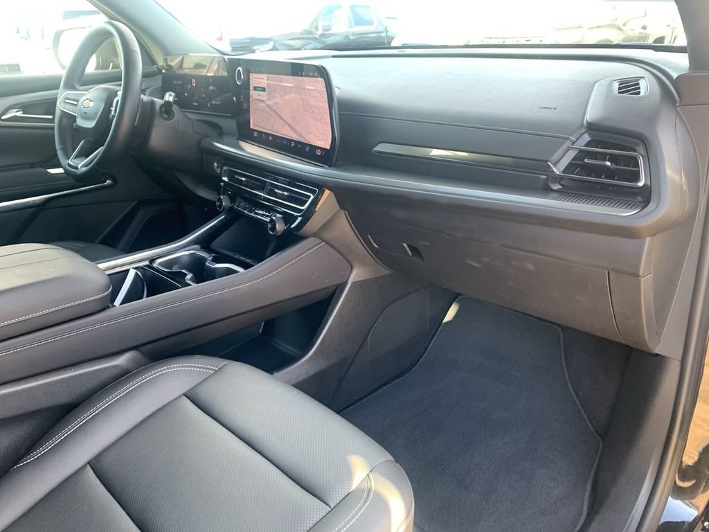 Certified 2026 Chevrolet Traverse LT FWD image 27