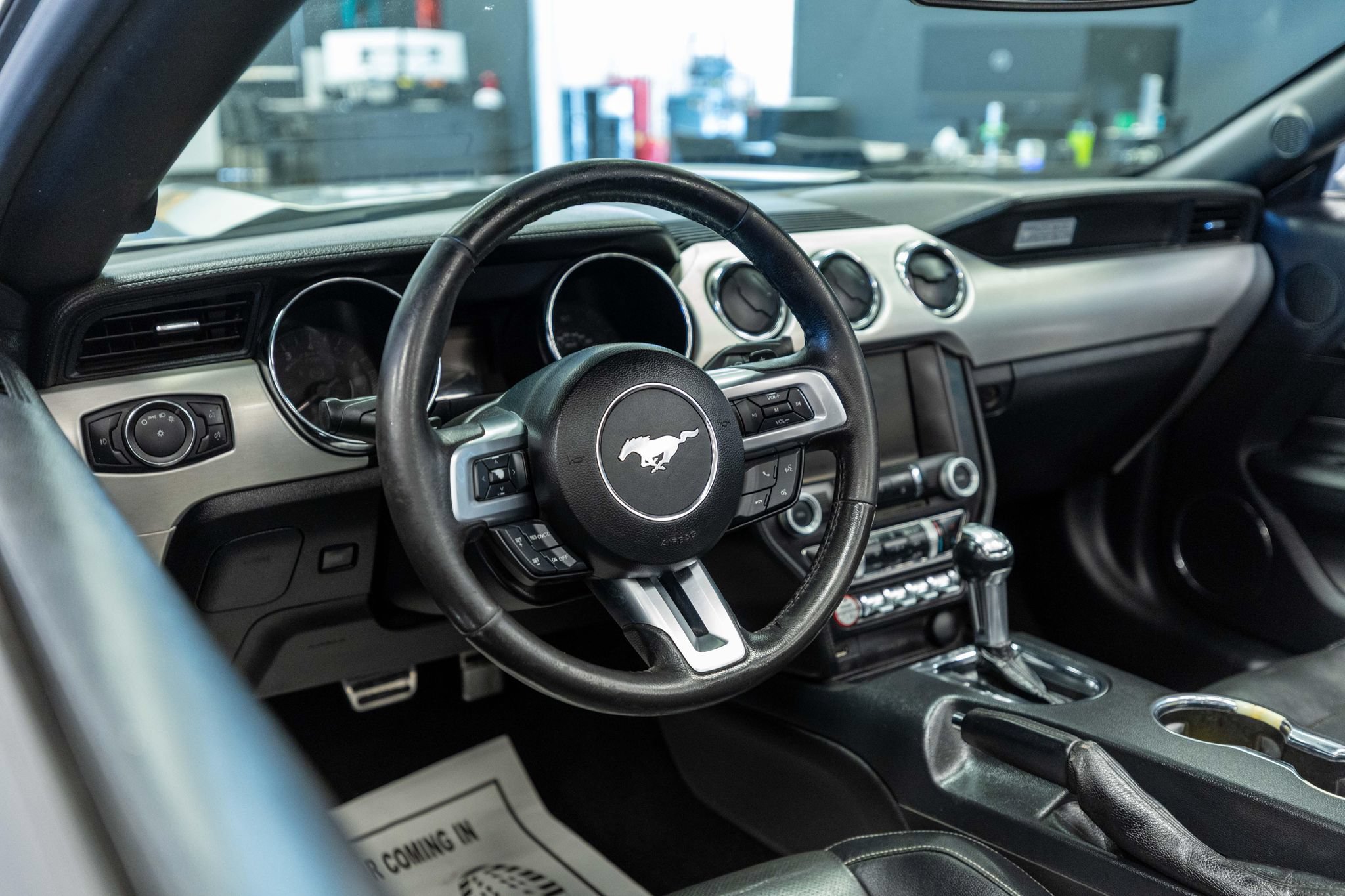 Used 2015 Ford Mustang GT Premium RWD image 11