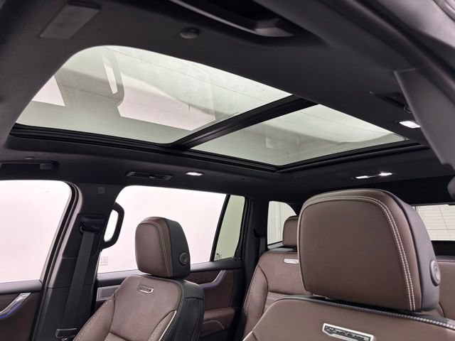 New 2026 GMC Acadia Denali Ultimate w/ LPO, Floor Liner Package AWD/4WD image 5
