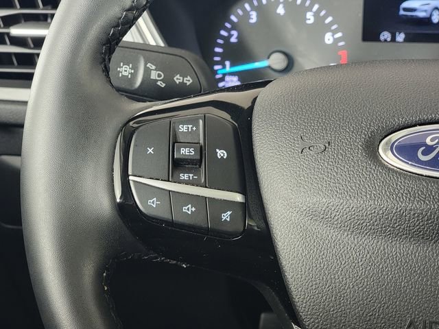 Used 2022 Ford Escape SE w/ Cold Weather Package FWD image 27