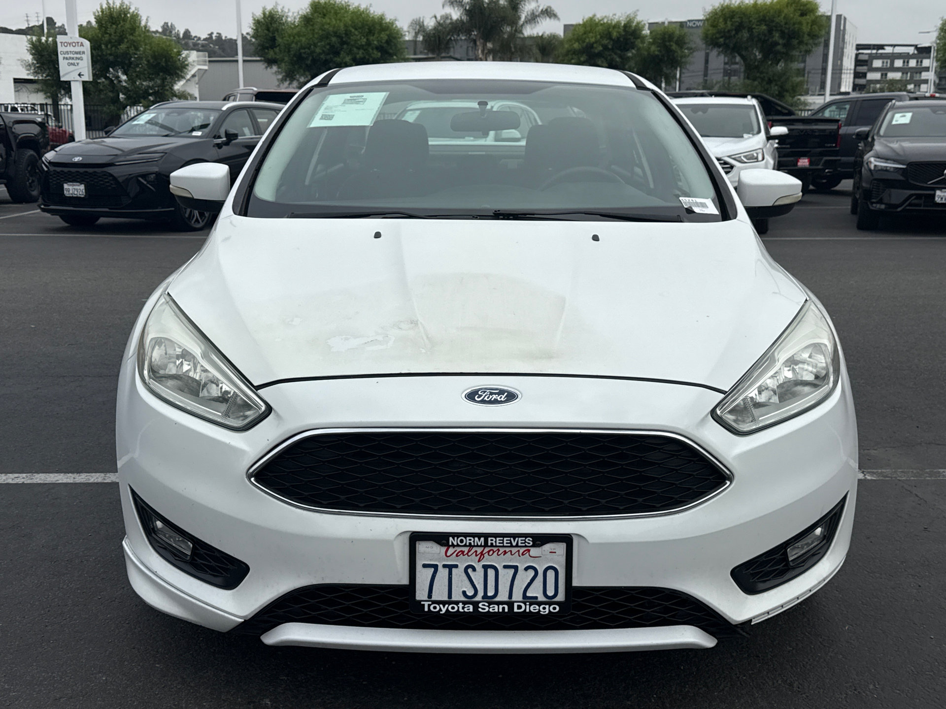 Used 2016 Ford Focus SE w/ SE Sport Package FWD image 6