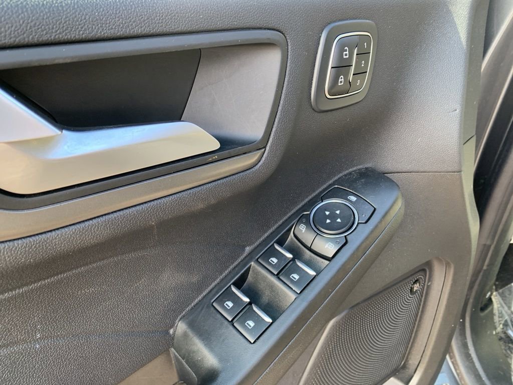 Used 2023 Ford Escape Active w/ Tech Pack #2 image 19