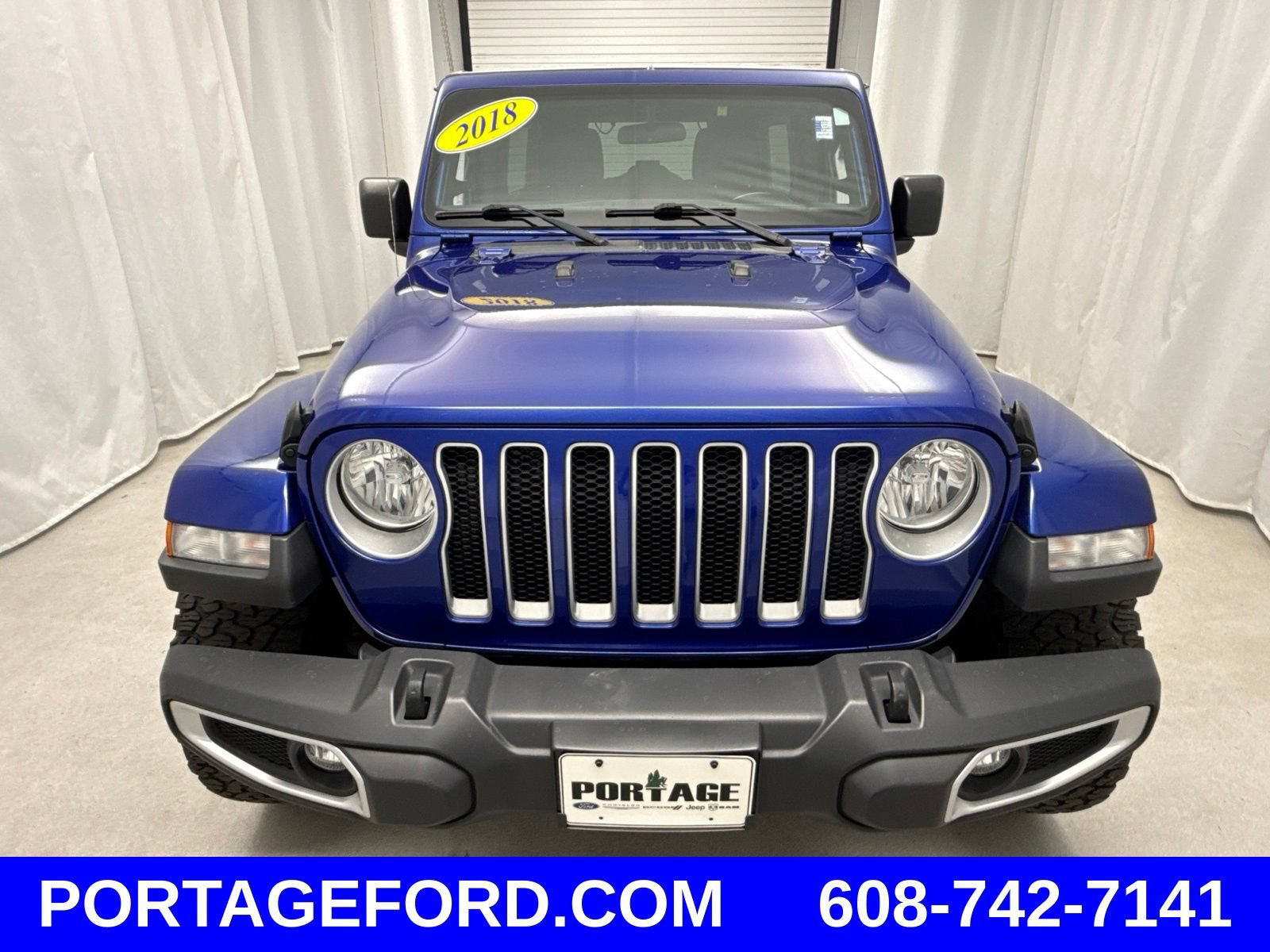 Used 2018 Jeep Wrangler Unlimited Sahara w/ Cold Weather Group AWD/4WD image 6