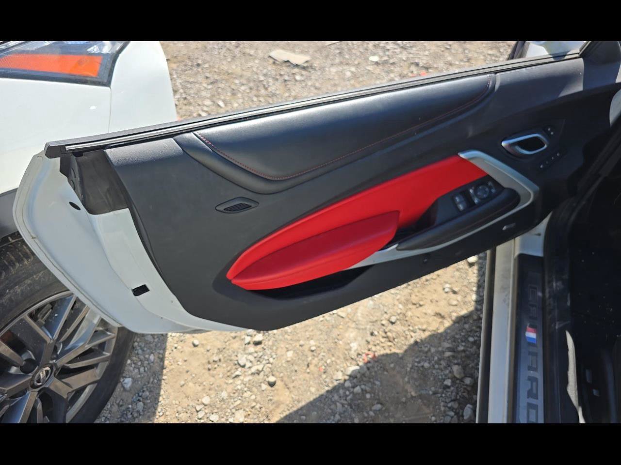 Used 2022 Chevrolet Camaro SS RWD image 5