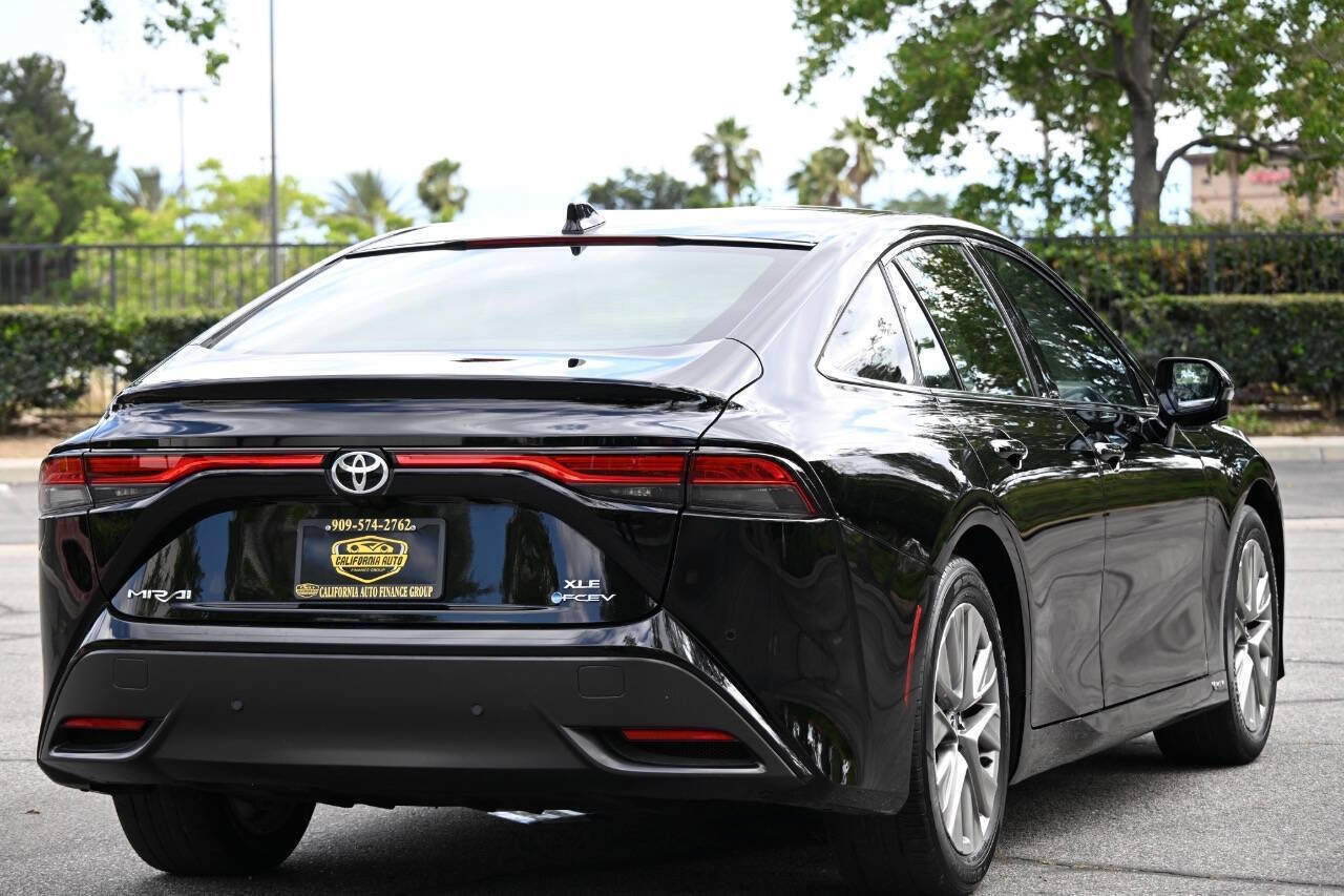 Used 2024 Toyota Mirai w/ Advanced Technology Package RWD image 5