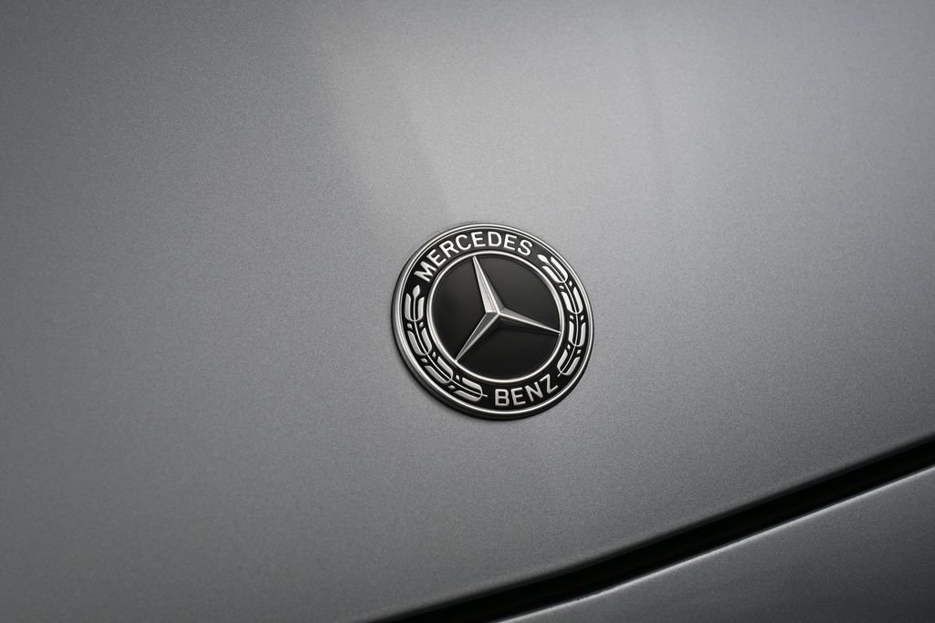 Used 2023 Mercedes-Benz E 350 4MATIC Sedan image 13