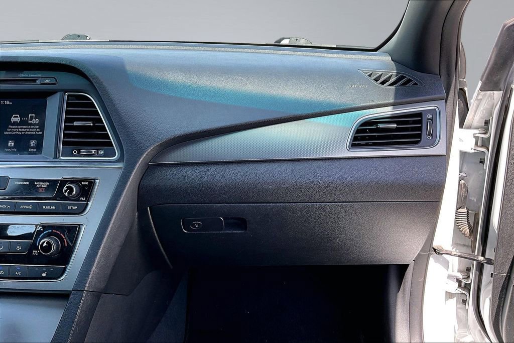 Used 2017 Hyundai Sonata Sport 2.0T image 17