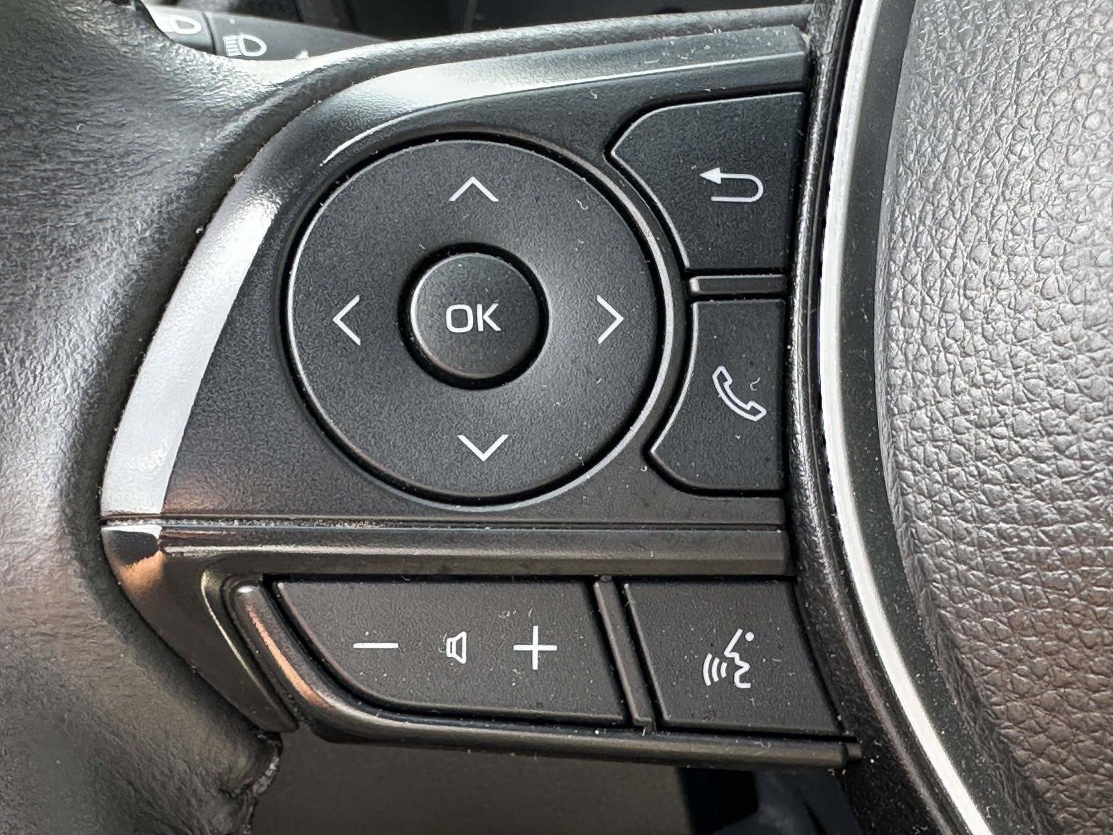 Used 2024 Toyota Corolla Cross AWD Hybrid image 34