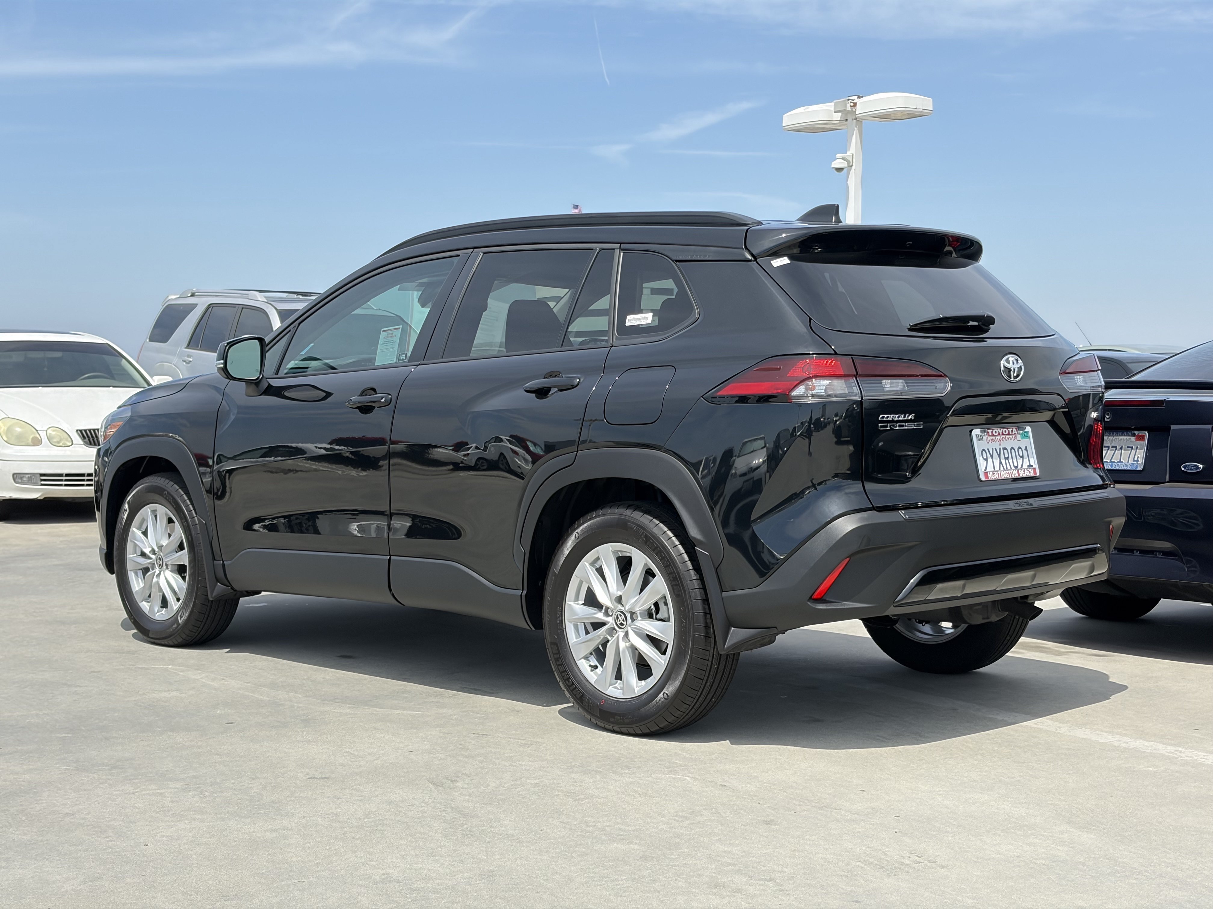 Certified 2026 Toyota Corolla Cross LE FWD image 5