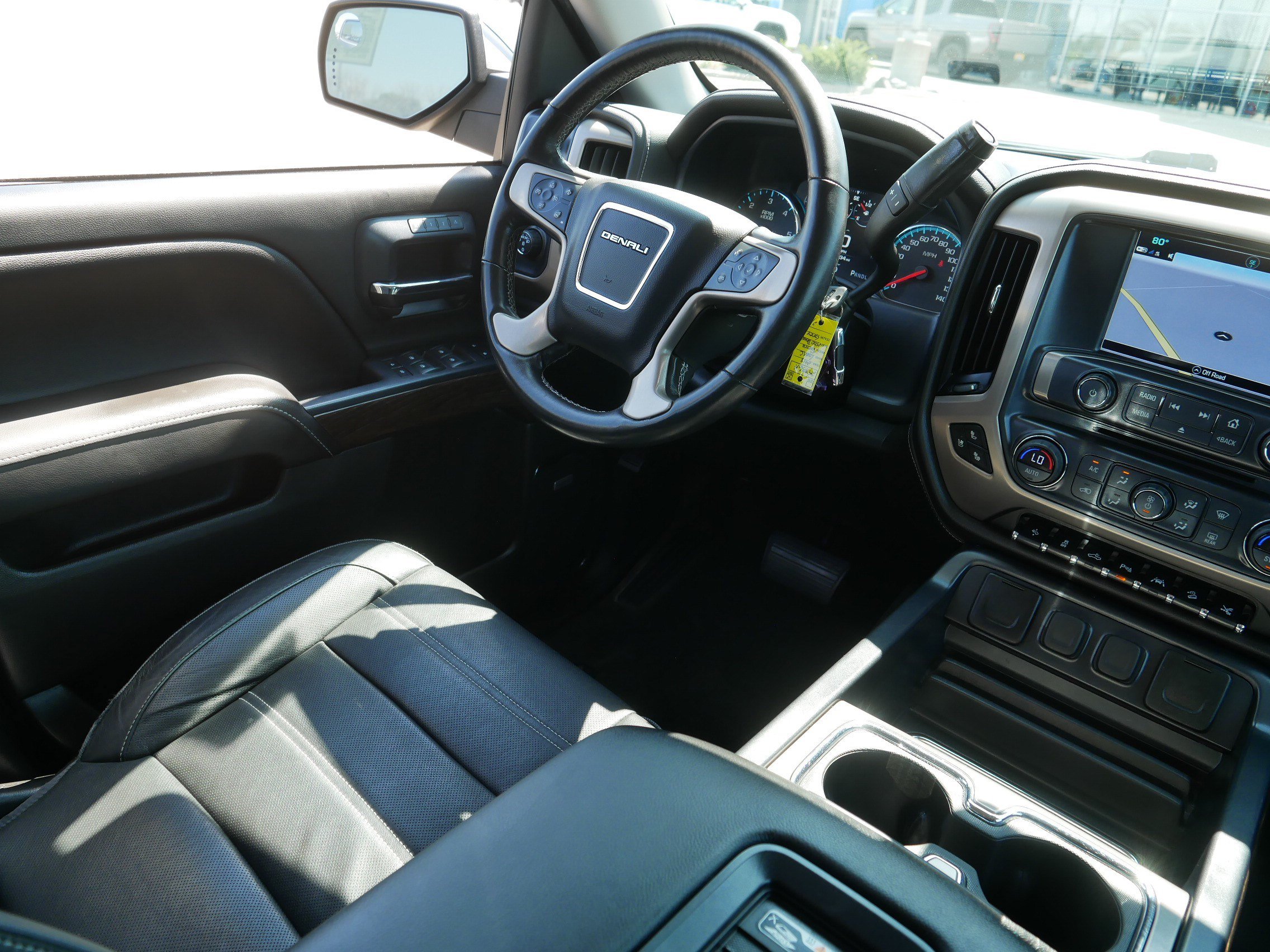 Used 2018 GMC Sierra 1500 Denali w/ Denali Ultimate Package AWD/4WD image 9