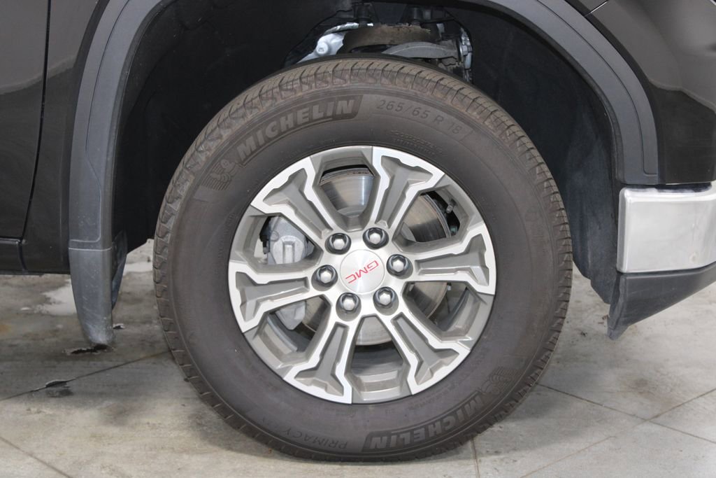 Used 2024 GMC Sierra 1500 SLT AWD/4WD image 13