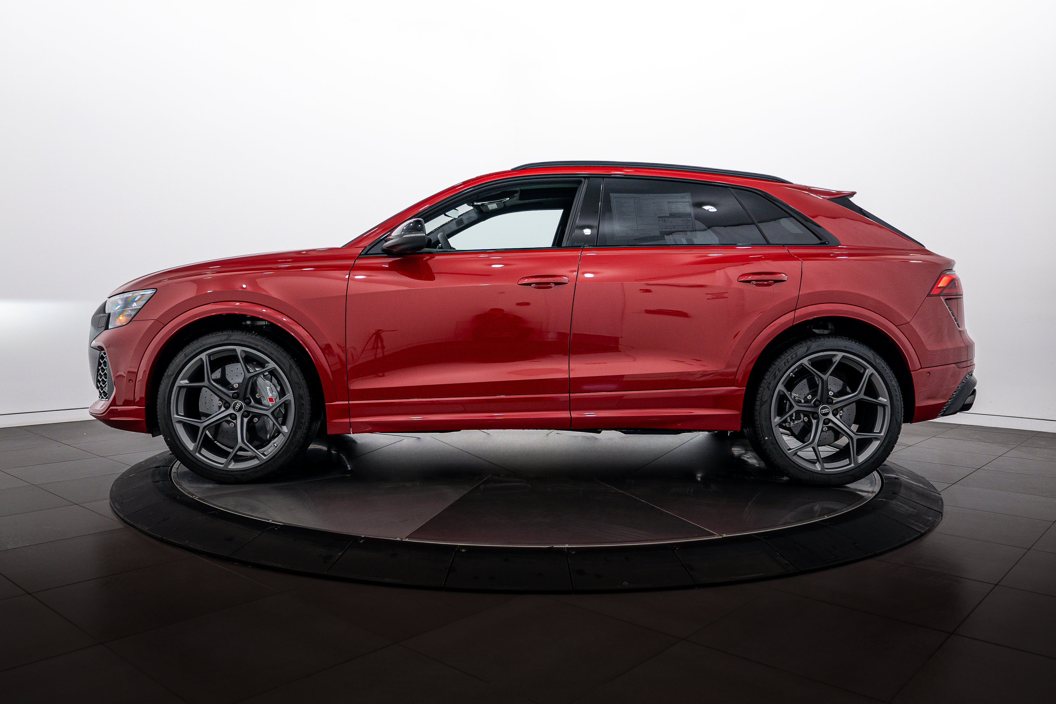 New 2026 Audi RS Q8 performance image 8