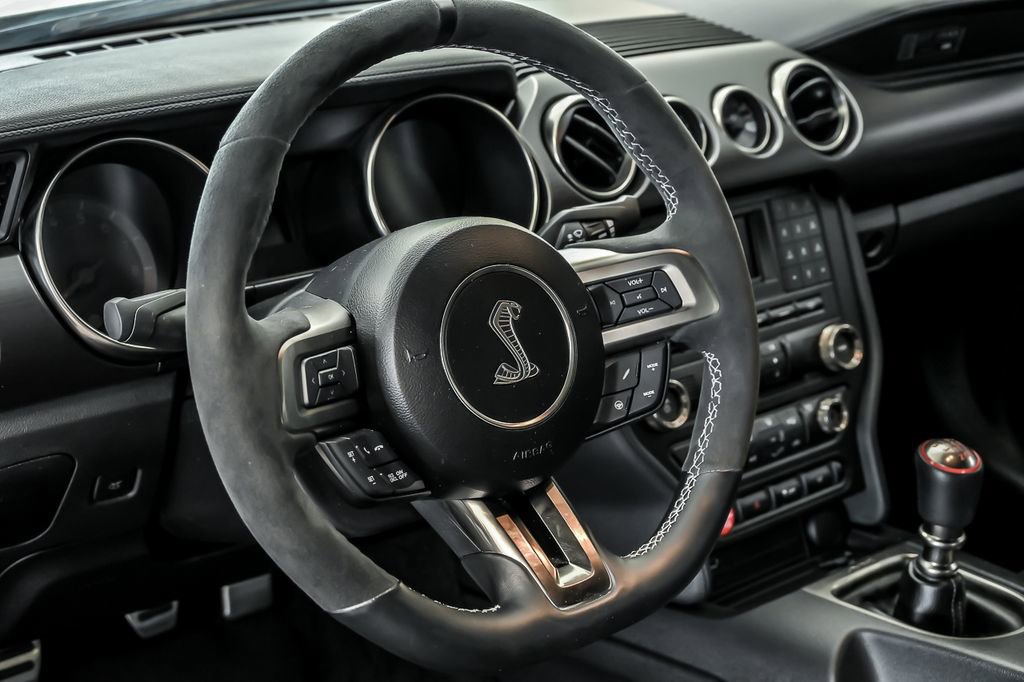 Used 2018 Ford Mustang Shelby GT350 image 21