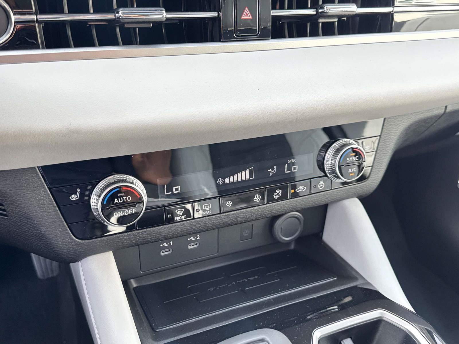 New 2026 Mitsubishi Outlander SE FWD image 21