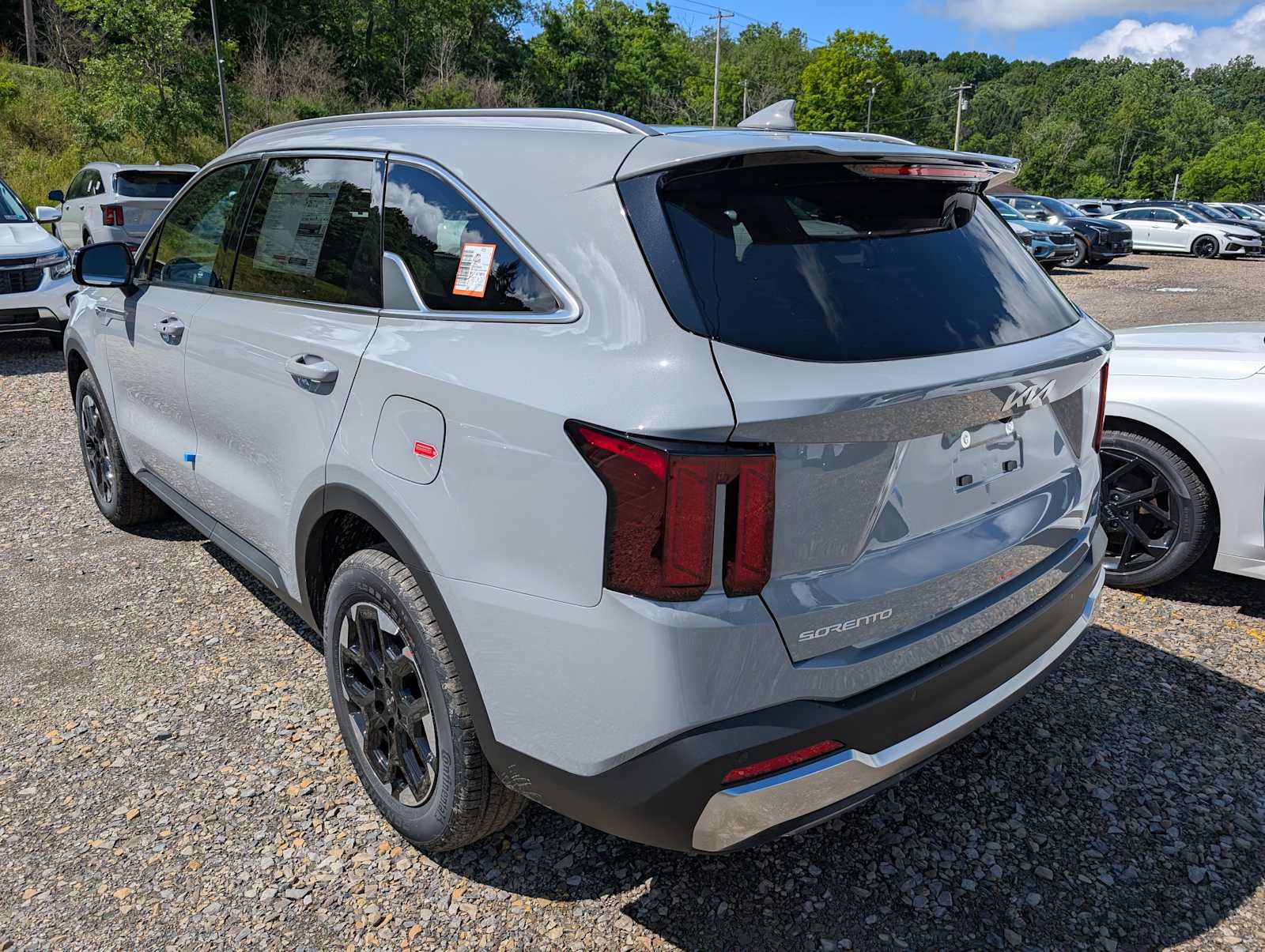 New 2026 Kia Sorento S AWD/4WD image 9