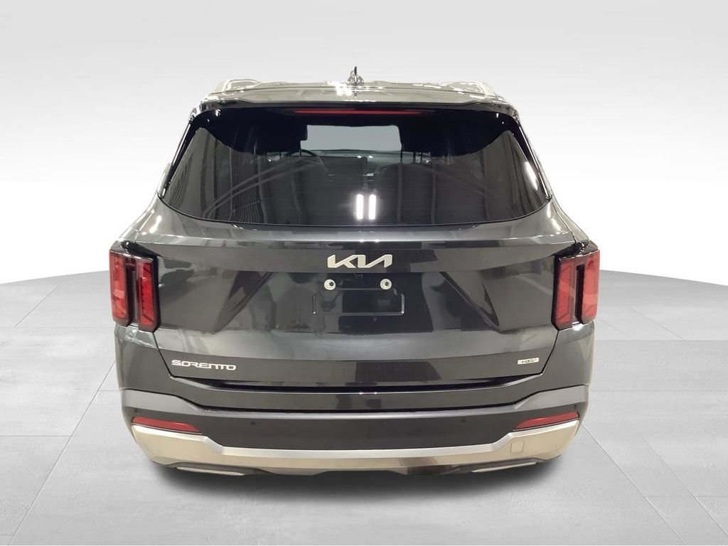Certified 2025 Kia Sorento EX image 7