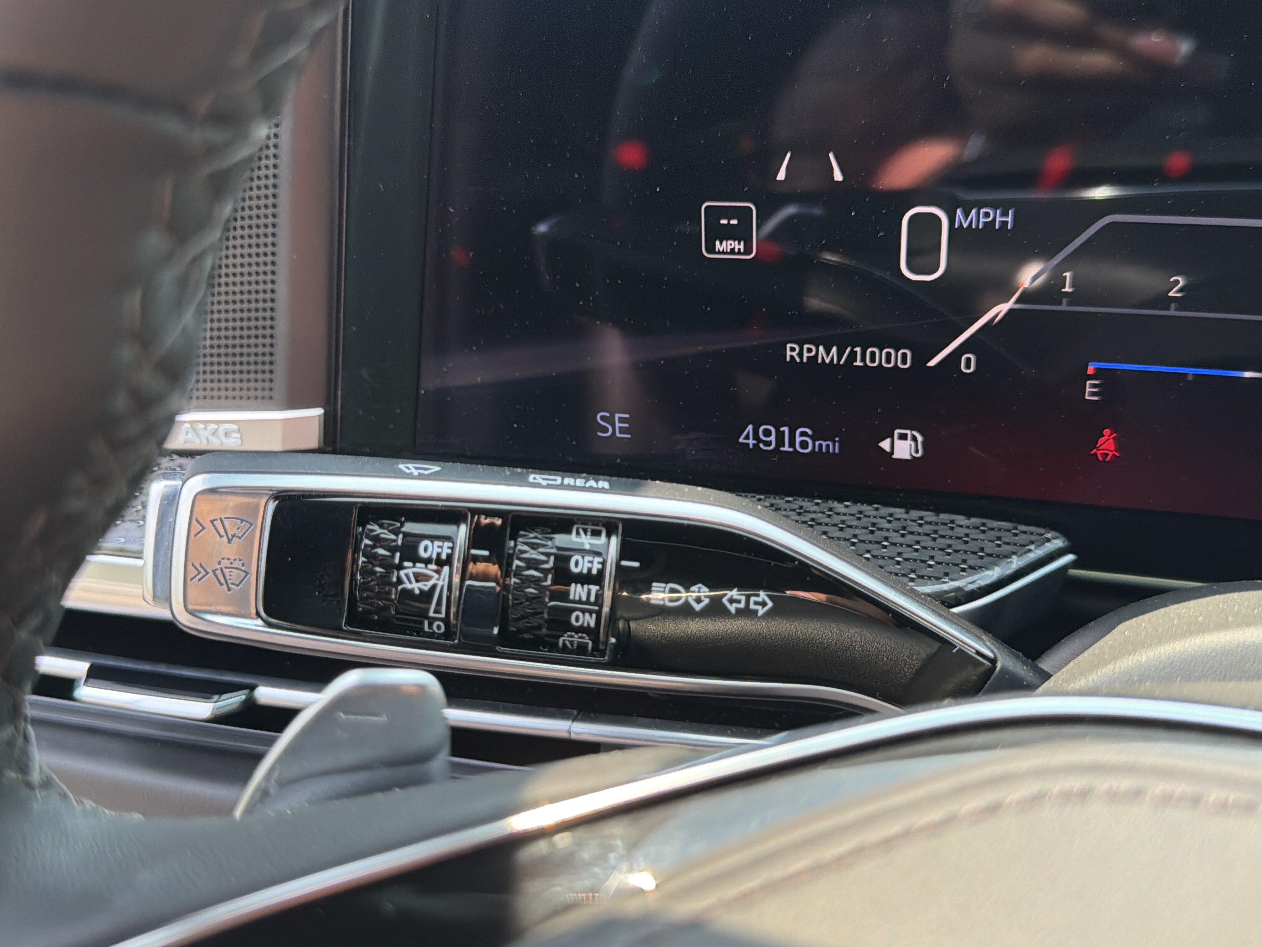 Used 2026 Cadillac Escalade V AWD/4WD image 85