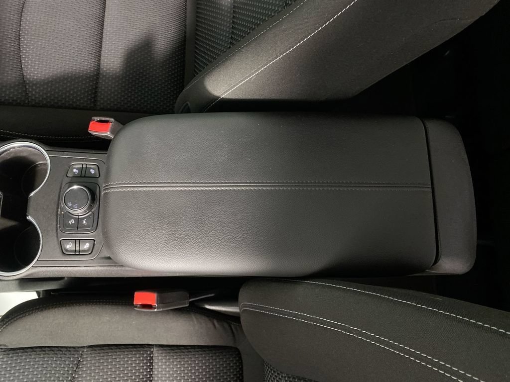 Certified 2023 GMC Terrain SLE w/ Driver Convenience Package FWD image 20