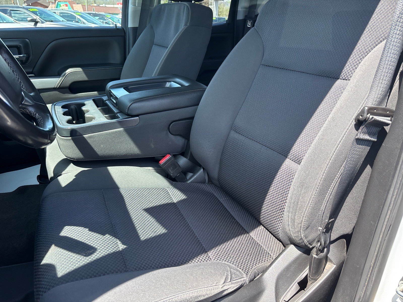 Used 2018 Chevrolet Silverado 1500 LT w/ All Star Edition AWD/4WD image 13