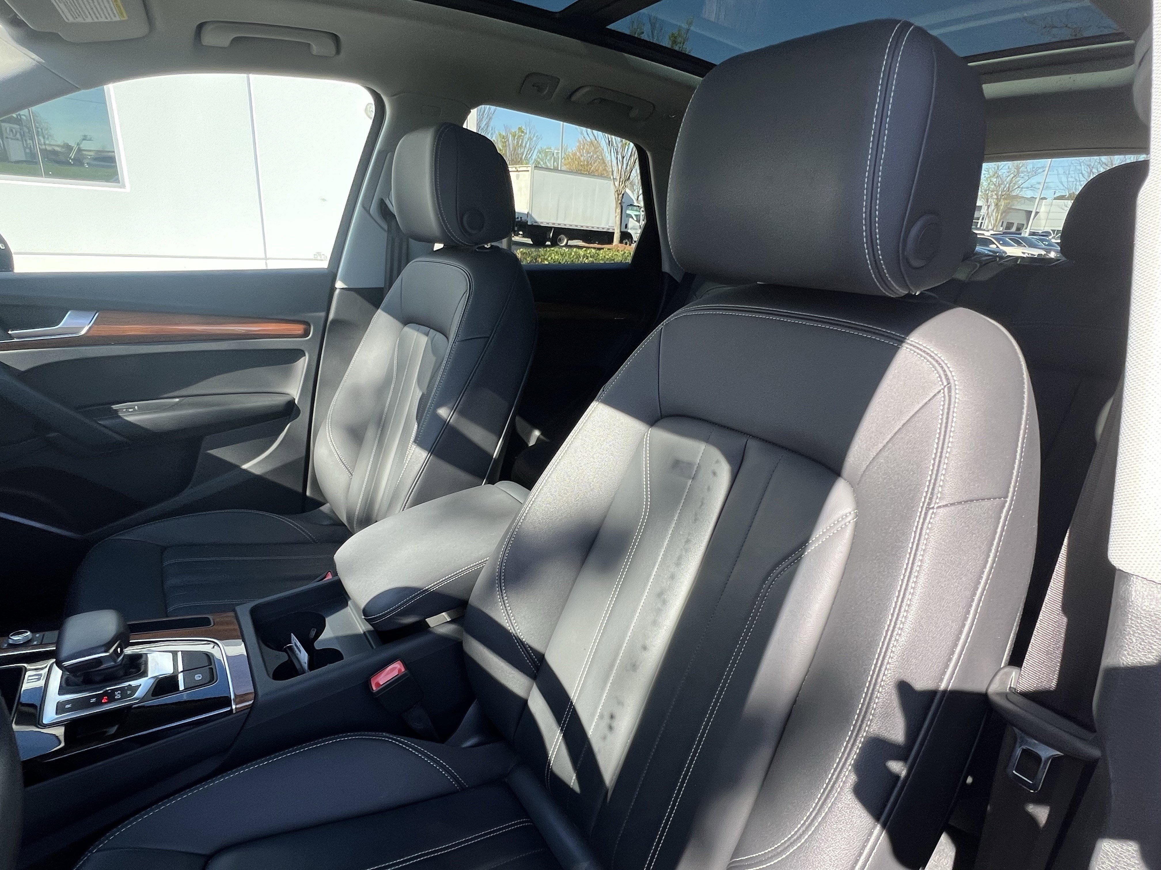 Certified 2023 Audi Q5 2.0T Premium w/ Convenience Package image 16