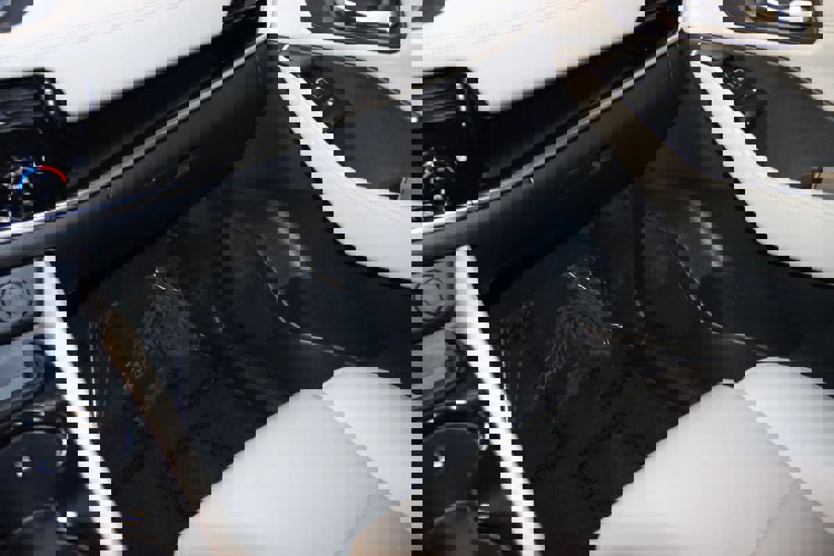 Used 2023 Nissan Rogue SL image 44