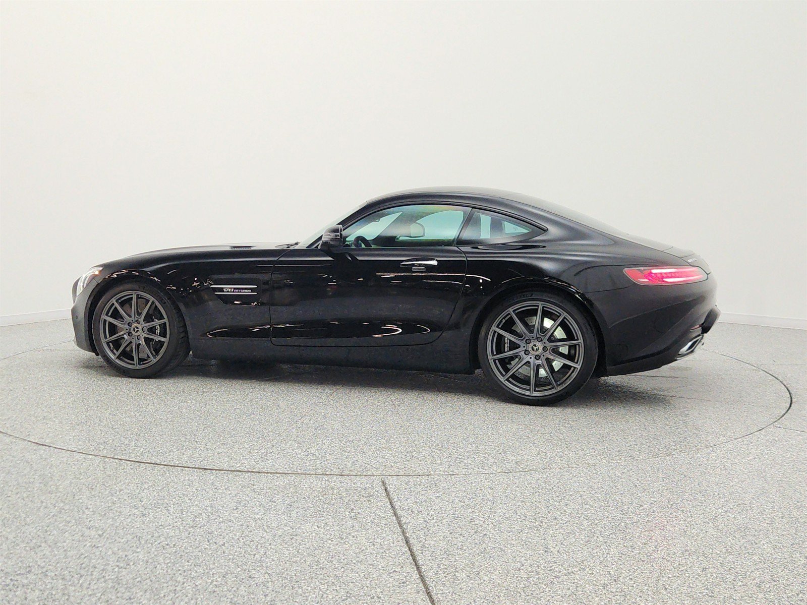 Used 2016 Mercedes-Benz AMG GT S image 8