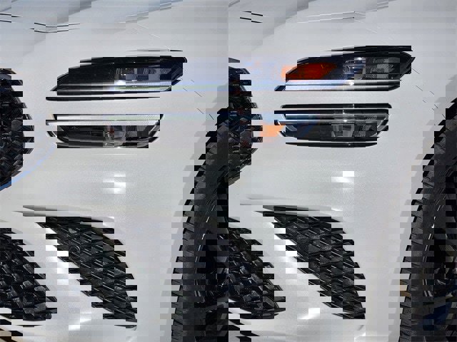 Used 2023 Genesis G70 3.3T w/ Sport Prestige Package image 5