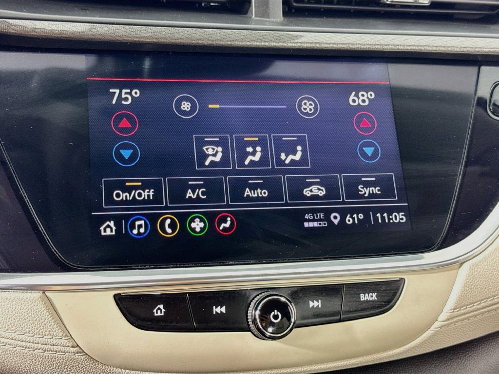 Used 2021 Buick Encore GX Select AWD/4WD image 28
