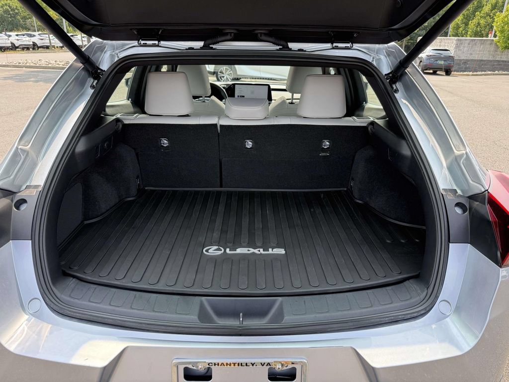 Used 2025 Lexus UX 300h AWD w/ Accessory Package (Z1) image 30