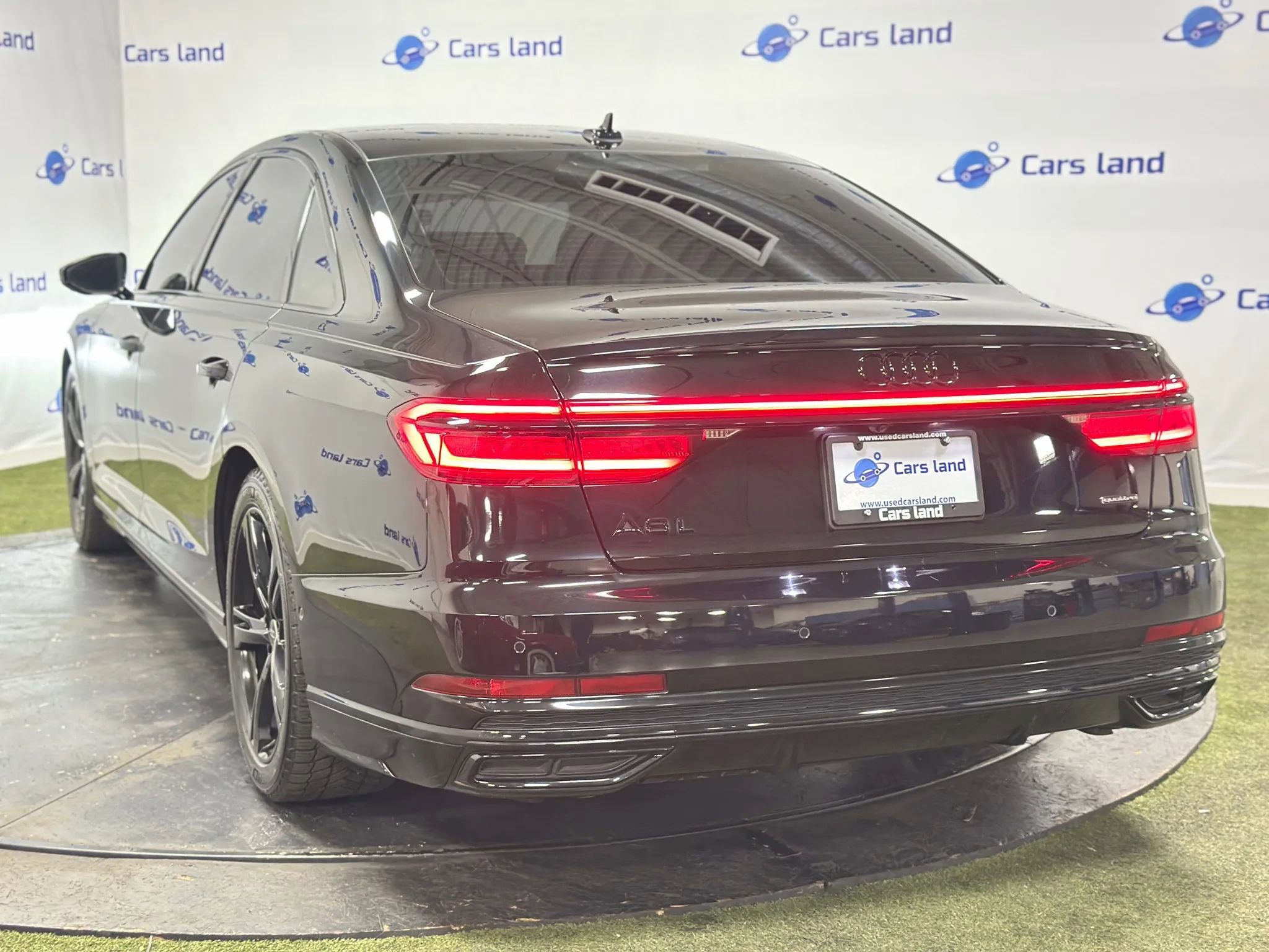 Used 2020 Audi A8 L 4.0T image 5