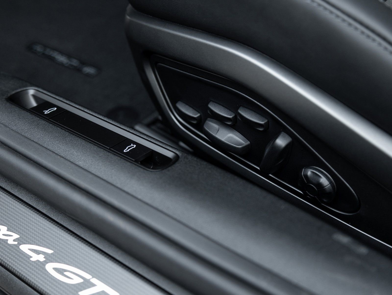New 2026 Porsche 911 Carrera 4 GTS image 24