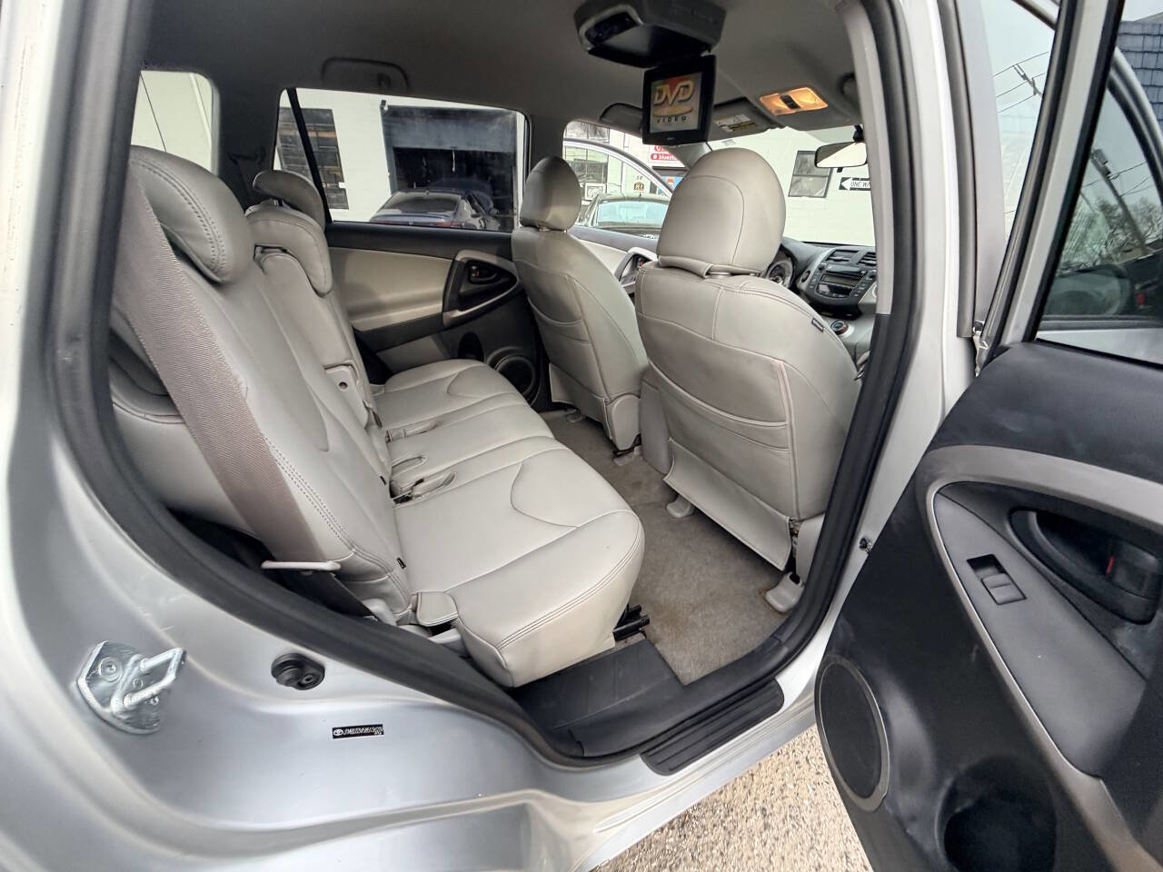 Used 2008 Toyota RAV4 Base 4x4 4dr SUV image 56