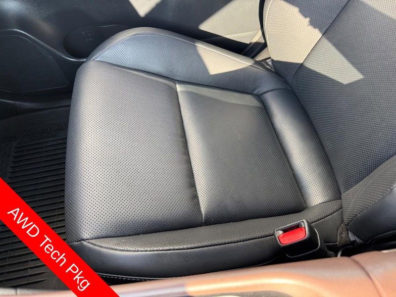 Used 2024 Toyota Crown Limited w/ Advanced Technology Package image 27