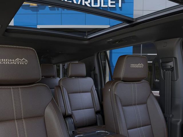New 2026 Chevrolet Suburban High Country image 24