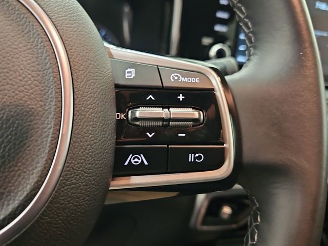 Used 2023 Kia Sorento S image 27