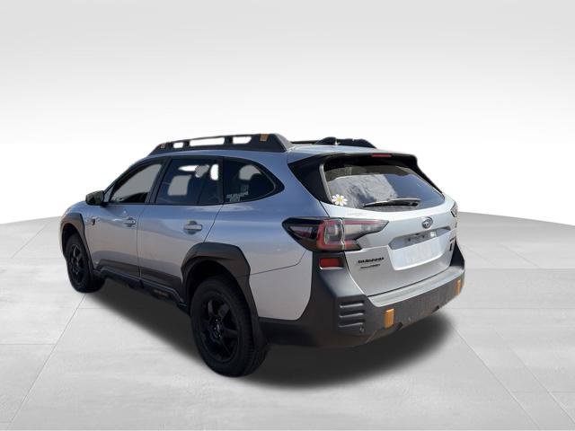 Used 2022 Subaru Outback Wilderness w/ Wilderness Package AWD/4WD image 8