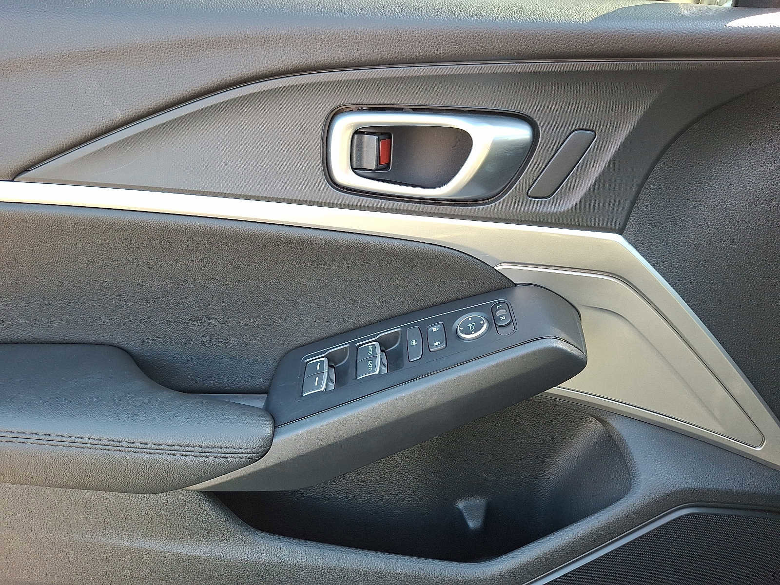 Certified 2024 Acura Integra image 13